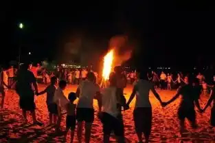 今年七夕夜深圳大梅沙将会有百对佳人结对相亲
