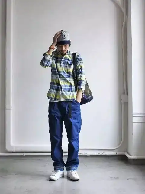 直男噩梦格纹衬衫要怎么搭
