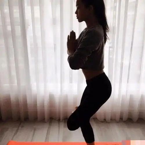 伊能静晒减肥前后对比照,如今身姿曼妙如少女,过程很励志
