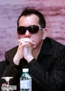面纱发布会群星云集黄秋生很文艺
