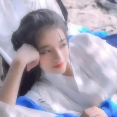 古风情侣头像一左一右唯美情侣头像真人一人一半
