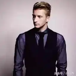 德国爆冷01不敌墨西哥,但阻挡不了对穿boss拎lv德国男模队痴迷
