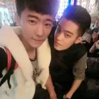 兄弟头像兄弟重如泰山,媳妇至高无上
