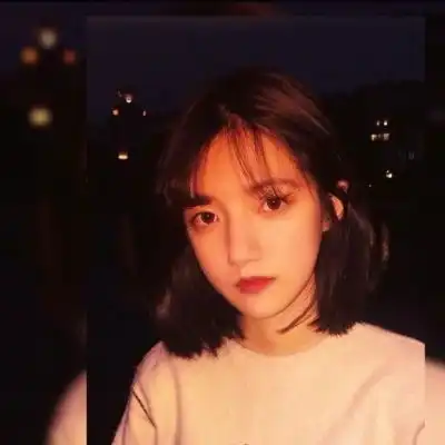 女生头像窗外月光正盛,奈何无人懂女生头像我要个性网

