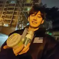一个人的寂寞,是没有手机的错
