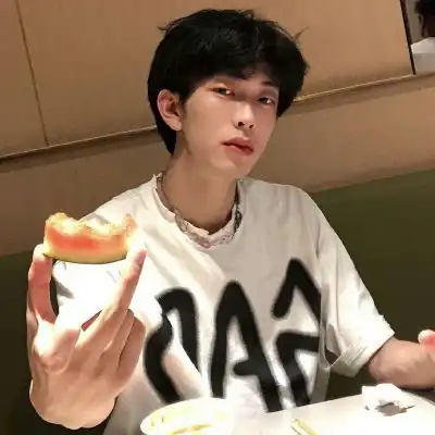 苏瓷成熟清新男头个性成熟时男生头像我要个性网
