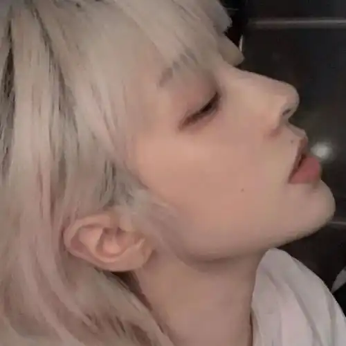 头像全套头像加背景图,女生头像可爱仙气卡通图片0701期
