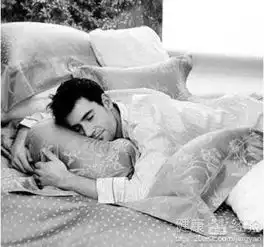 老年人失眠怎么办
