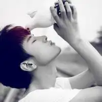 求男生伤感头像
