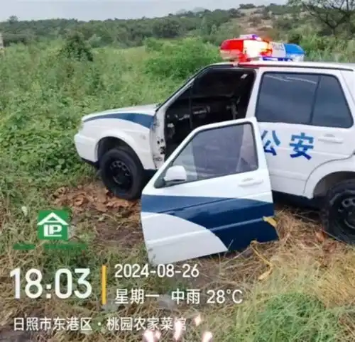 哨兵警车车门被人当街卸走日照交警系短暂保养,现已装回

