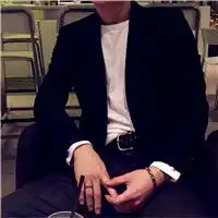 男人头像成熟稳重大图男人