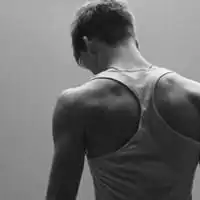 求像这种头像穿着类似这种衣服的欧美男头
