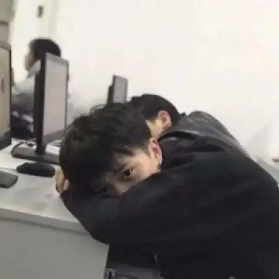 龙运微信头像25岁男生