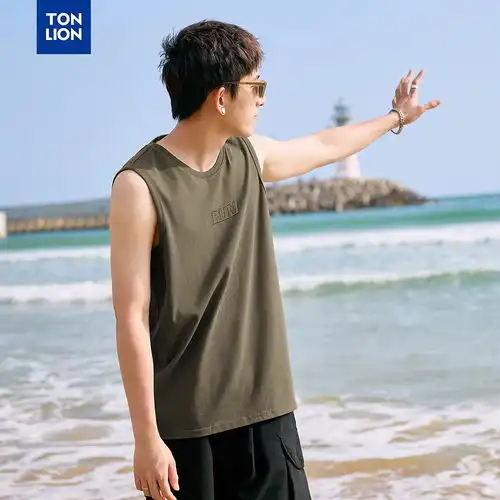 红豆居家吊带女带胸垫打底内衣透气冰丝无痕背心夏可外穿春夏魅惑黑165
