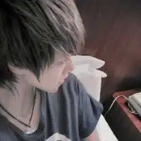 韩系非主流帅气男生qq头像
