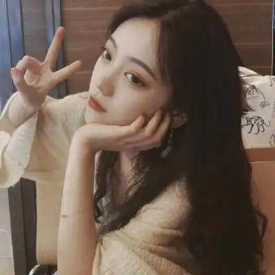 微信个性头像女生气质高冷华丽的外表隐藏着一颗冷酷的心
