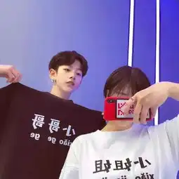 更加齁甜的521情侣头像
