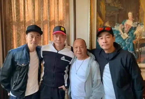 26年后古惑仔再重聚,陈小春比大b哥显老,郑浩南变肌肉男神
