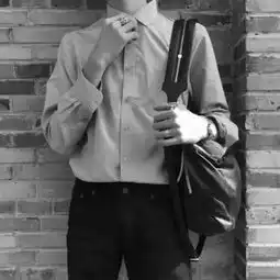哇,是一群男人的制服诱惑,把控不住了
