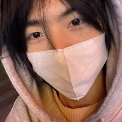 高冷头像男真人伤感