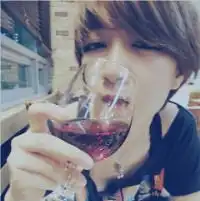 绝对的帅哥男生头像内心最直接的感受,往往是说不出口的
