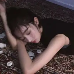 伤感风高冷女头.你好看的眉眼是qq女生头像我要个性网
