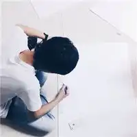 让人心疼的忧郁系男生头像陌上花开风景如画

