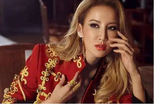 今年起财运连旺5年男是富豪,女是阔姐的四大生肖

