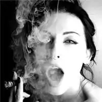 叼烟q高清q女头像
