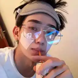 男生头像共祝我们拥有长久的欢喜和美梦
