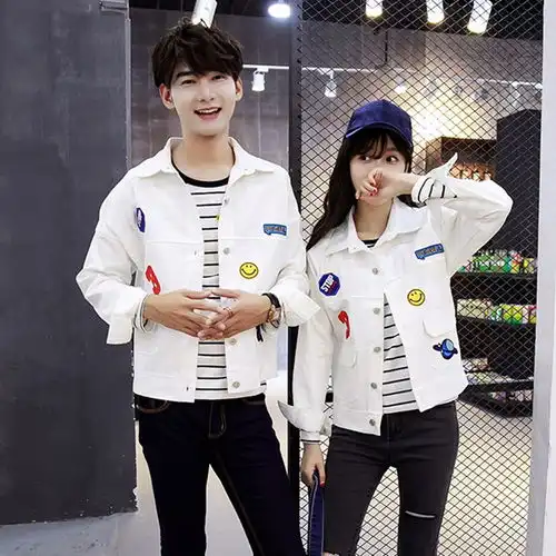 我最喜欢第2款情侣装,而闺蜜却喜欢最后一款,打赌谁选的更好看
