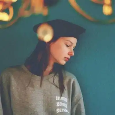 复古头像女生英伦
