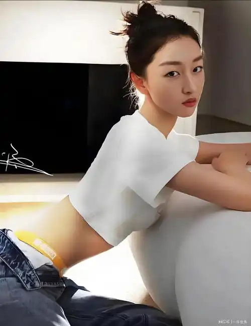 为什么周冬雨喜欢穿性感装有玄机
