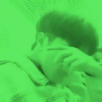 绿色头像男绿色可爱男生头像图片
