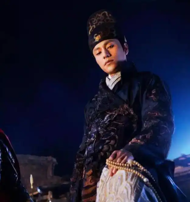 他是民国第一美男子,如今43岁,反而越长越帅了
