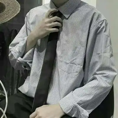 衬衫男头像半身控男生部位头像白衬衫
