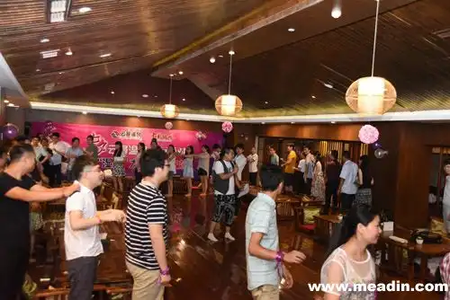 中国红娘网携手云曼温泉开启温泉湿身相亲派对
