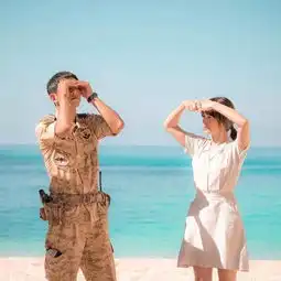 宋仲基宋慧乔结婚,乔妹的男神收割秘诀竟是冻龄穿搭术
