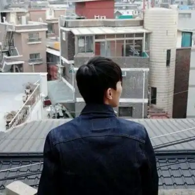 男生背影头像小清新
