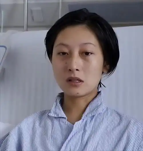 回顾15年26岁女子癌症晚期,冒死为爱生子
