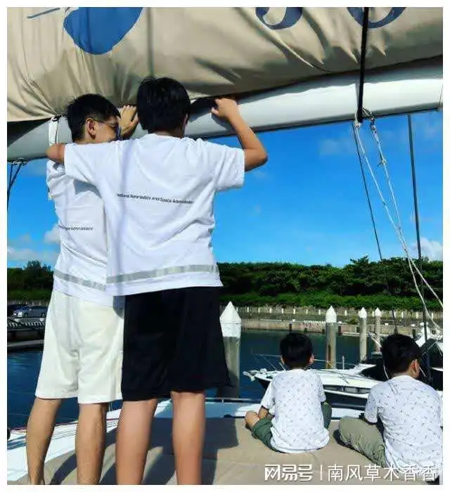 林志颖老婆晒全家出游,12岁kimi身高超爸爸,父子同框像兄弟
