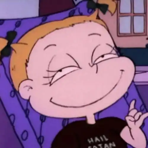 沙雕头像别和会呼吸的男孩子谈恋爱
