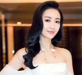 娱乐圈五官堪称完美零整容女神,赵丽颖遗憾落榜

