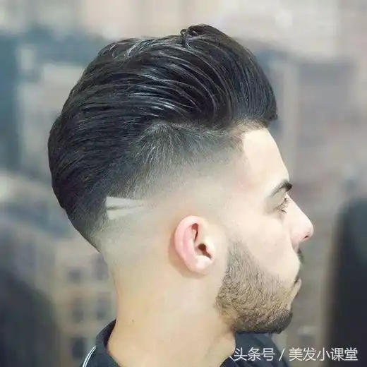 二十款男士渐变,铲青油头发型,总有一款适合你
