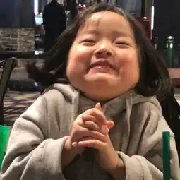 华商红人榜十大歌手冠军彭振才,请问你还缺尖叫声吗
