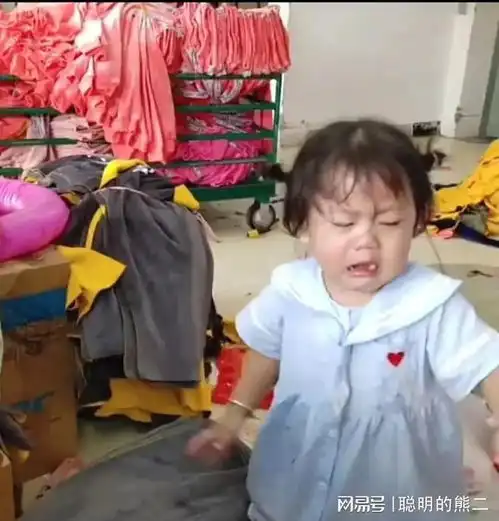 男人女人结婚生娃就要负责,这男人做的失败,但是这父亲做的称职
