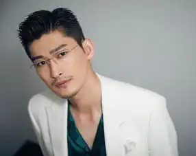 张翰留胡子被吐槽油腻,不适合留胡子的男明星还有他们
