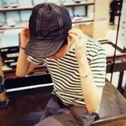 谁能配个情侣头
