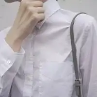 白衬衫身体部位男头像
