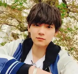 又一位男神宣布结婚,而且女方已经怀孕了,预计今年秋天生娃
